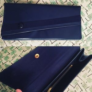 Vintage 1940-1950’s Navy Blue Clutch .